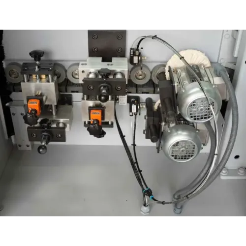 MÁQUINA DE APLICAÇÃO DE FITA DE BORDO KAMALL+ V ()