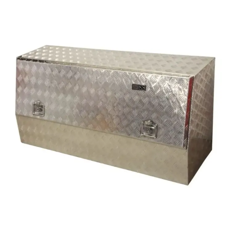 BAÚ VAZIO EM ALUMINIO DIMENSÕES: 1450X500X700 MM VKP